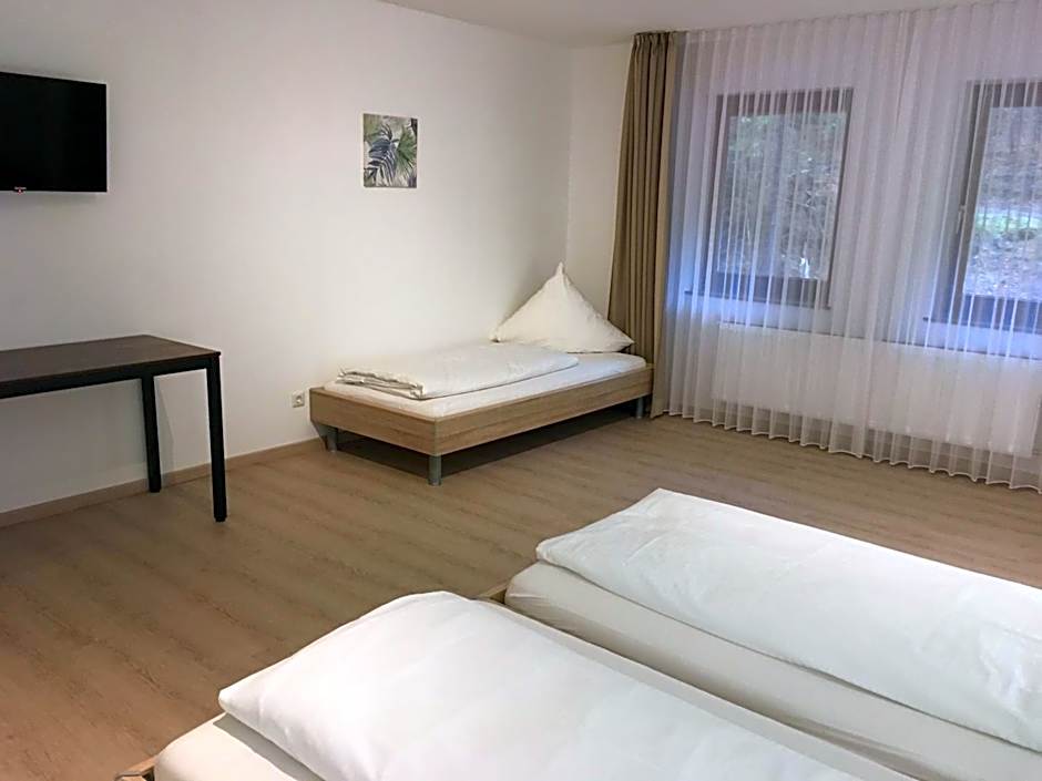 Hotel-Pension zum Paradies