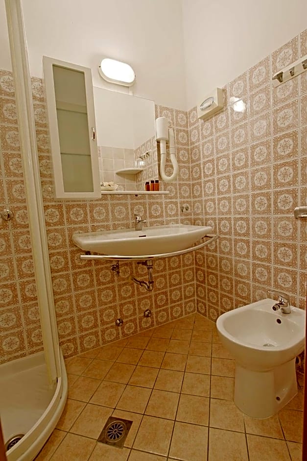 Hotel Deborah
