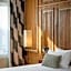 Hôtel de l'Europe by HappyCulture