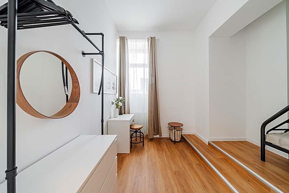 Modern Central City Rooms