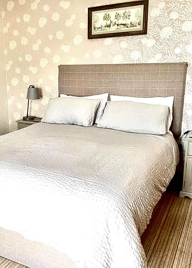 Springwood Room Only Accommodation