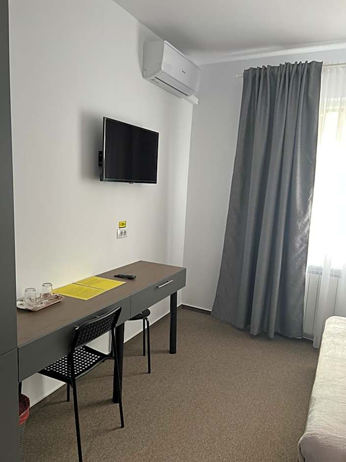 Foto 1 dari 16 — Double Room