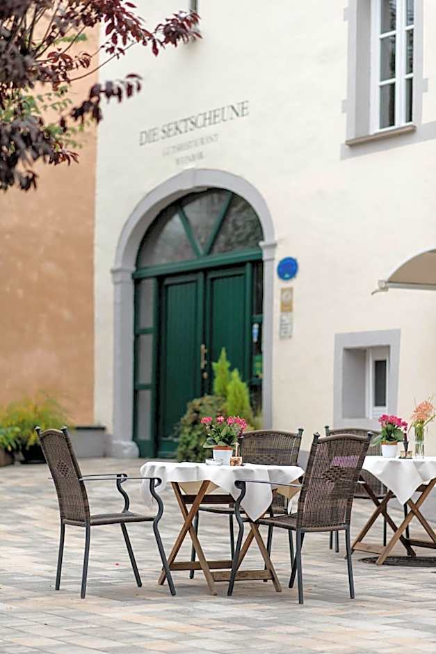 Weingut und Gästehaus Zilliken