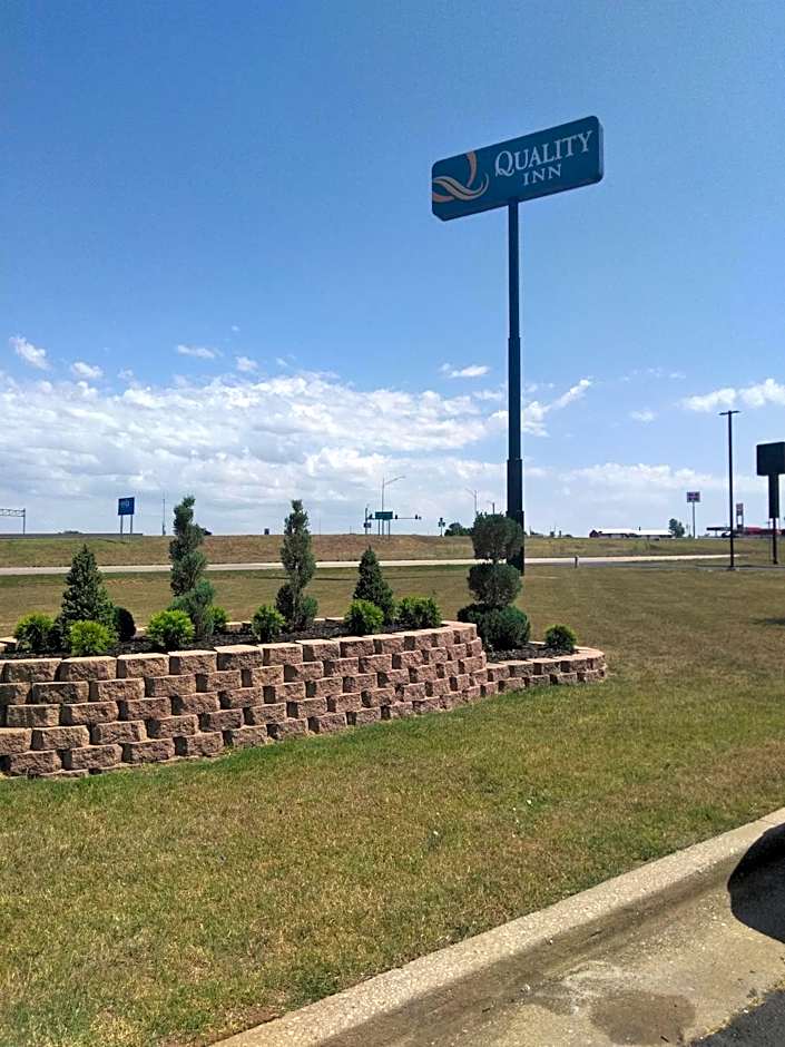 Quality Inn & Suites Mount Vernon