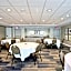 Holiday Inn Express Hotel & Suites Milwaukee Airport By IHG