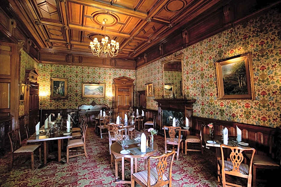 Macdonald Norwood Hall Hotel