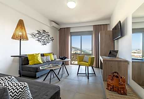 MIRAGE city APARTMENTS