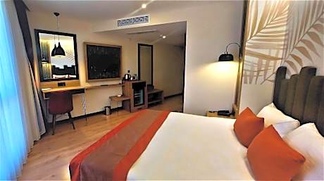 Superior King Room