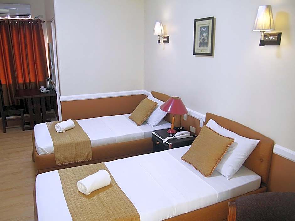 Catanduanes Midtown Inn