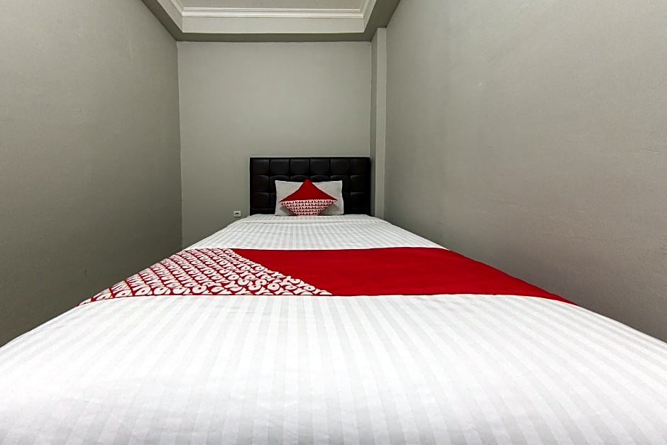 OYO 657 Elite Residence Central Park Mall By TOS