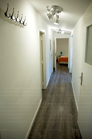 Family room three bedrooms, 5th floor (no lift)