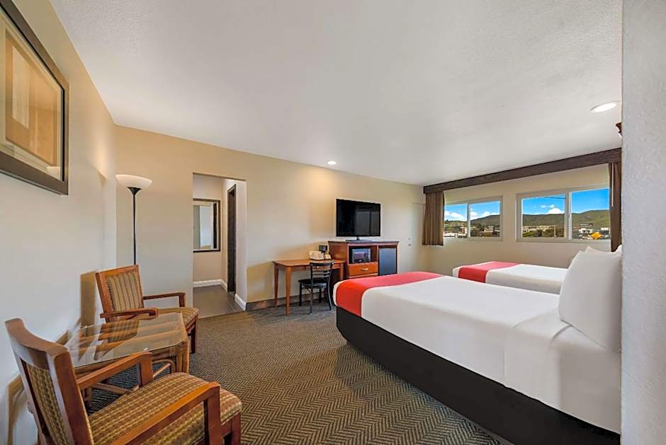 Rodeway Inn