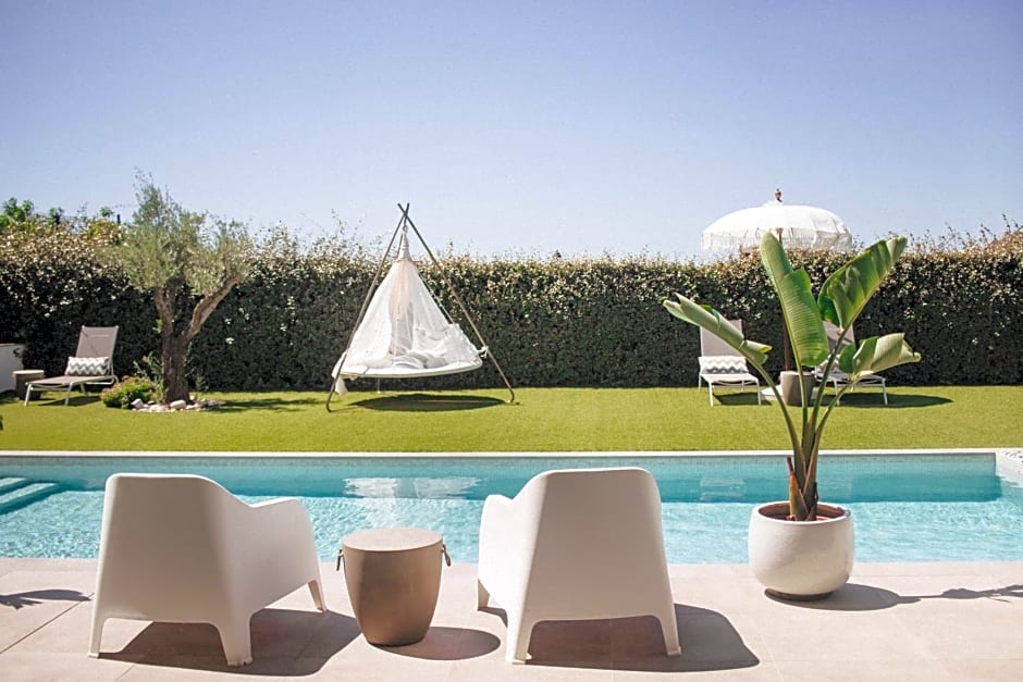 Casa L-N-Noa Boutique room whit private pool