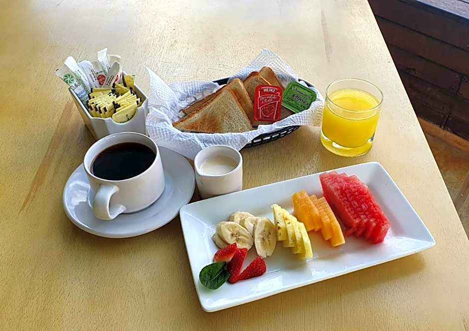 Casa Kaoba Hotel & Suites