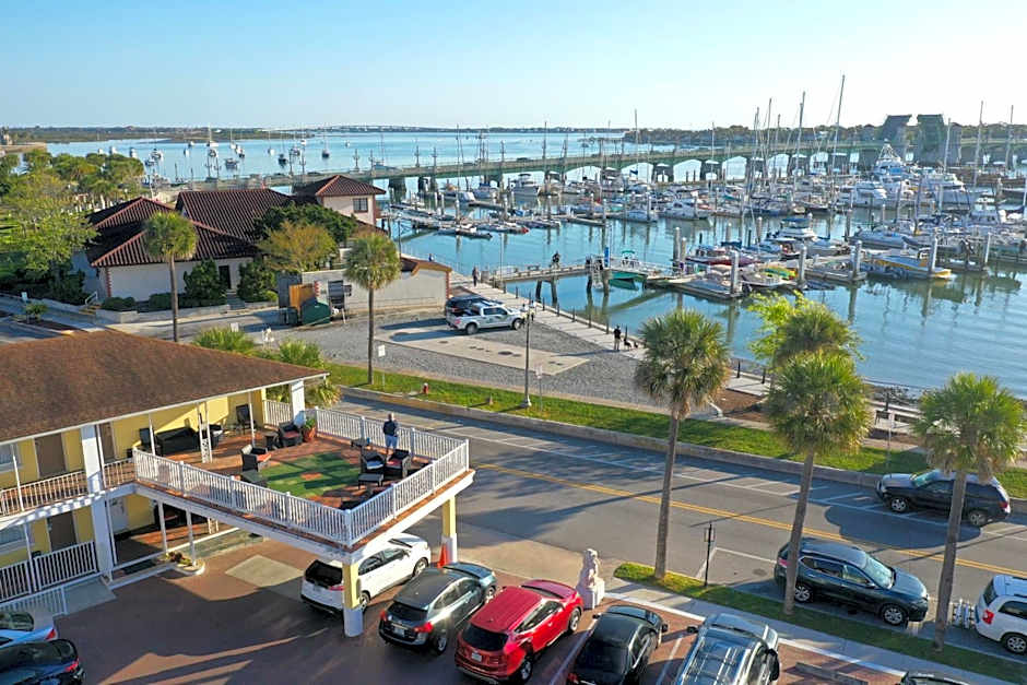 Historic Waterfront Marion Motor Lodge in downtown St Augustine