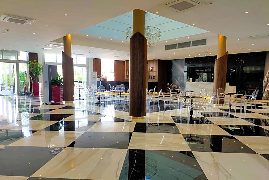 The Sydney Hotel