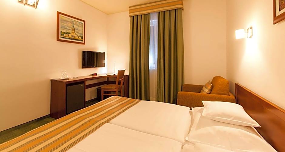 Best Western Airport Hotel Stella