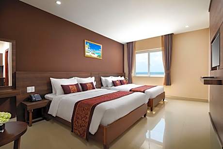 Deluxe Quadruple Room