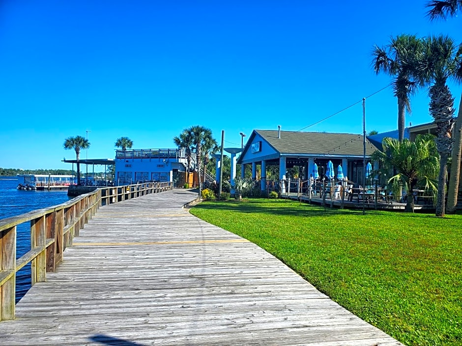 The Port Hotel and Marina