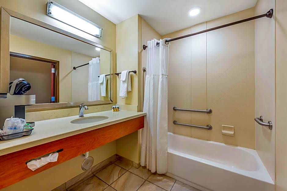 Best Western Plus Tuscumbia/Muscle Shoals Hotel & Suites