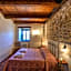 Borgotufi Albergo Diffuso