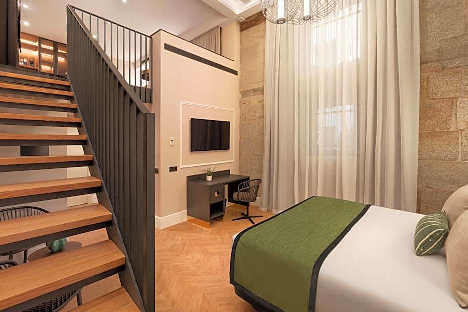 Catalonia Puerta Del Sol