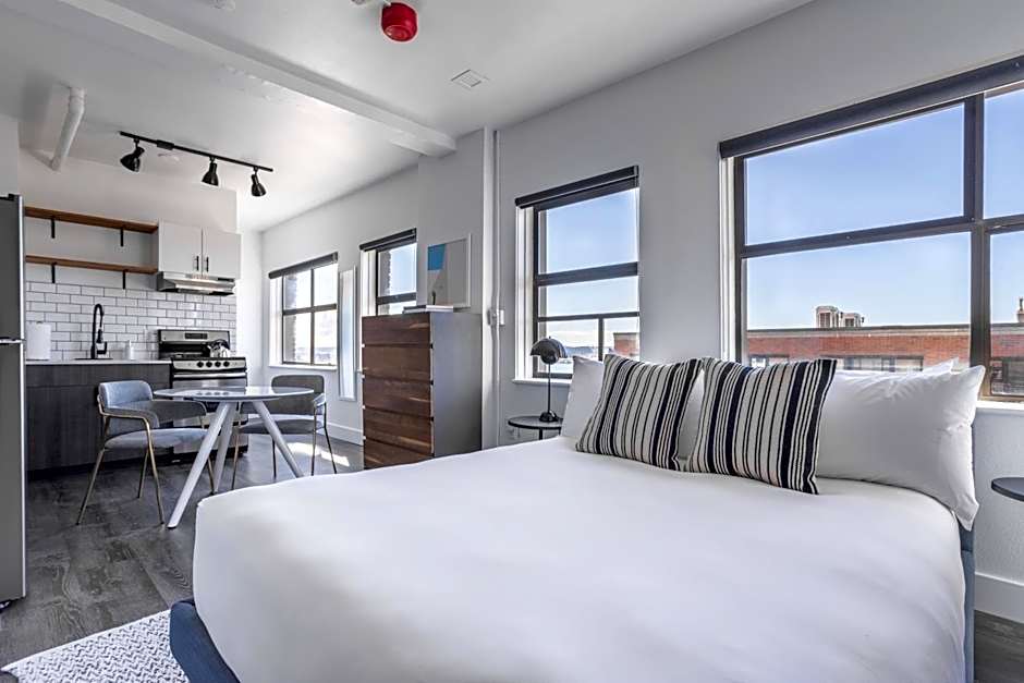Reside Seattle Downtown, a Wyndham Residence