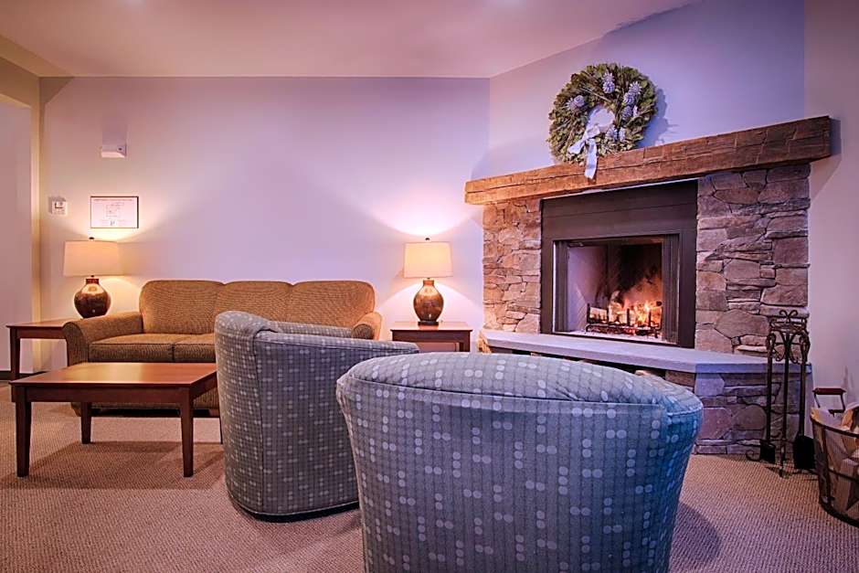 Sun & Ski Inn and Suites