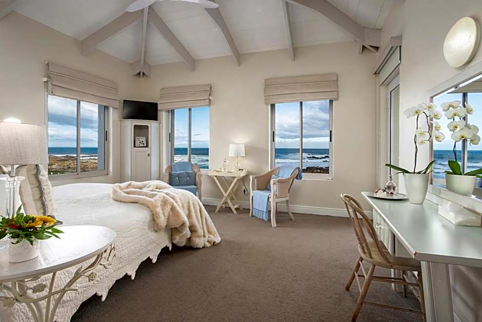138 Marine Beachfront Guesthouse