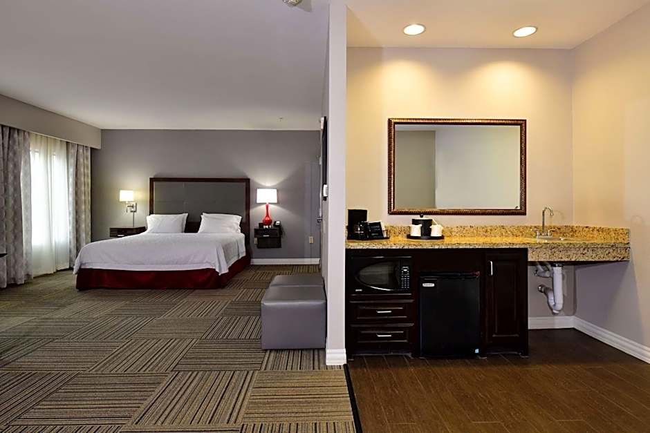 Hampton Inn & Suites Fredericksburg