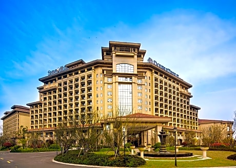 DoubleTree by Hilton Ningbo Chunxiao