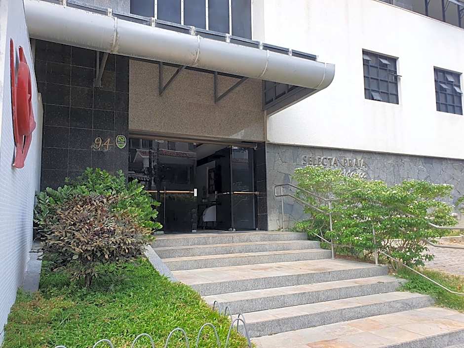 Apartamento 150m praia, vista p Mar, e Piscina na cobertura