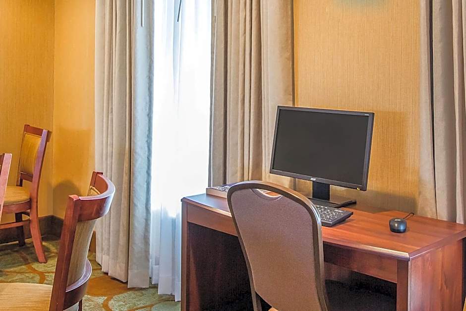 MainStay Suites Grand Island