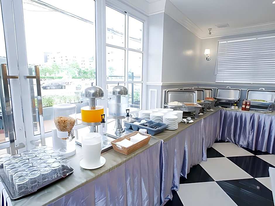 The Bedroom Ladprao 101