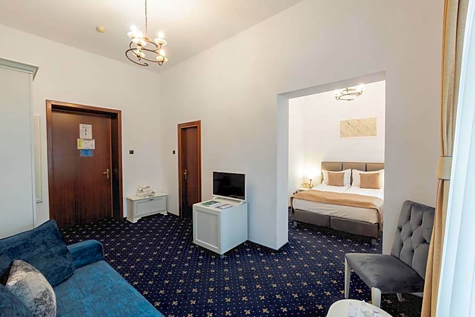 Hotel Carol - Vatra Dornei