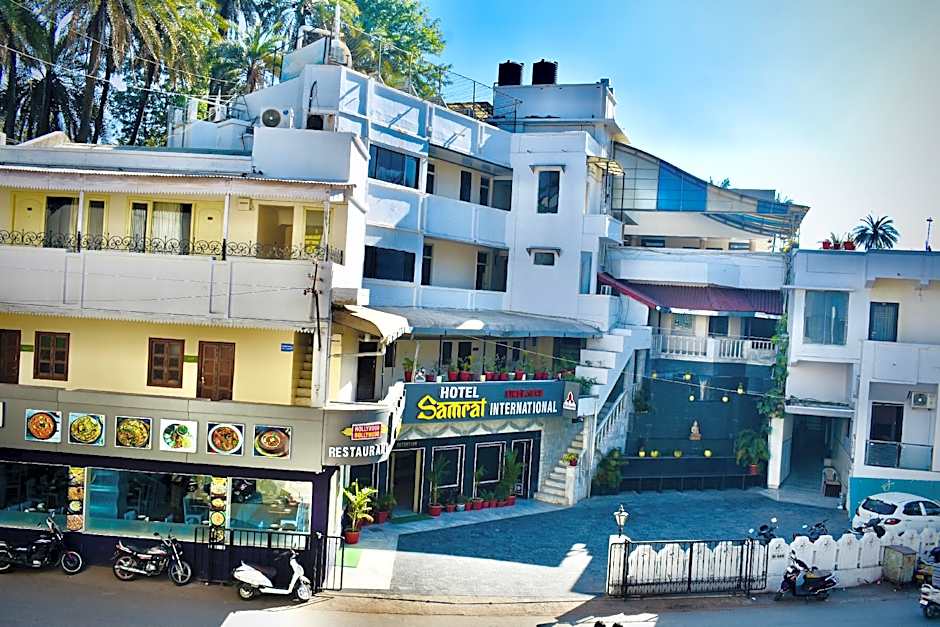 Hotel Samrat International