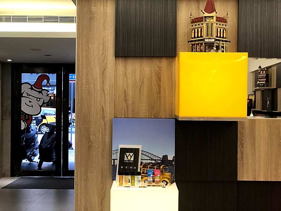 Fairytale YiSu Hot Spring Hotel