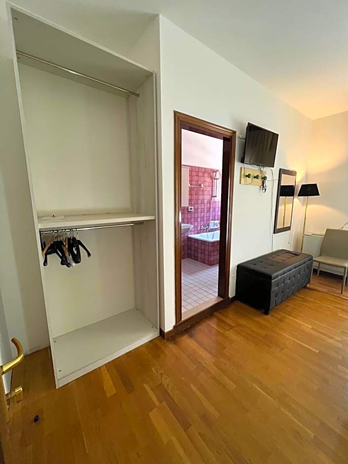 San Marco Hotel FREE PARKING