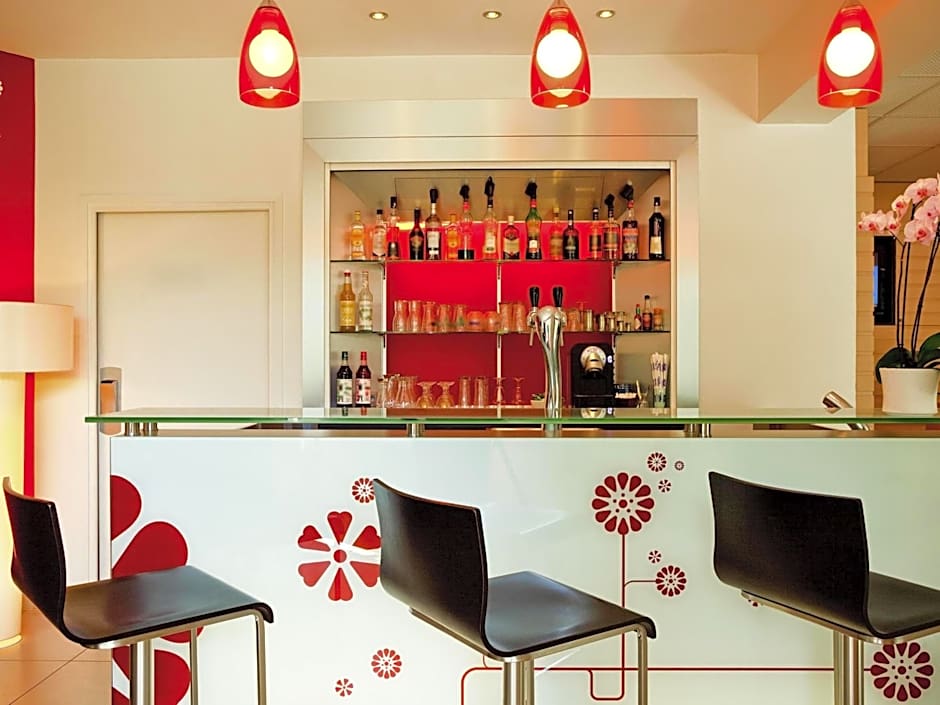 ibis Senlis