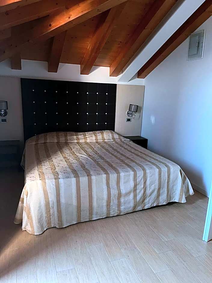 Hotel Ambassador
