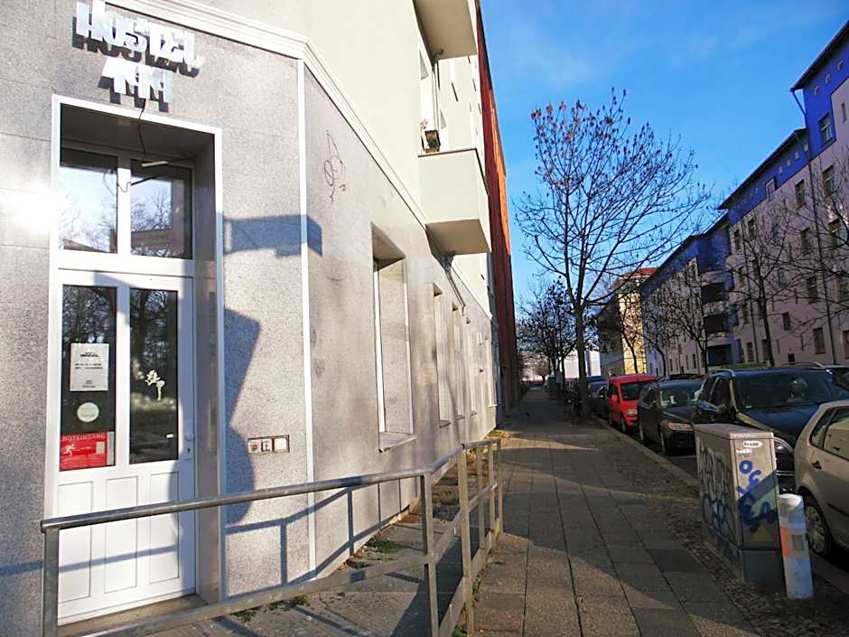 Hostel 199