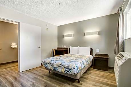 Double Room - Disability Access - Non-Smoking