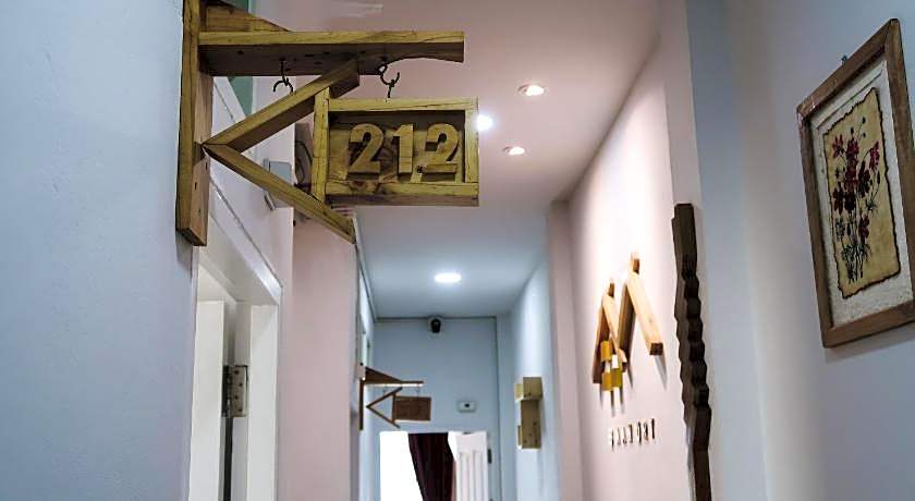 Baan URT Suratthani Airport Hotel