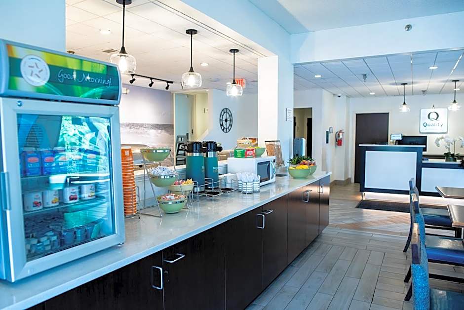 Quality Inn Palm Beach International Airport