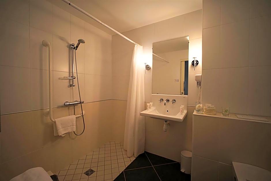 Clos de Vallombreuse, The Originals Relais (Relais du Silence)