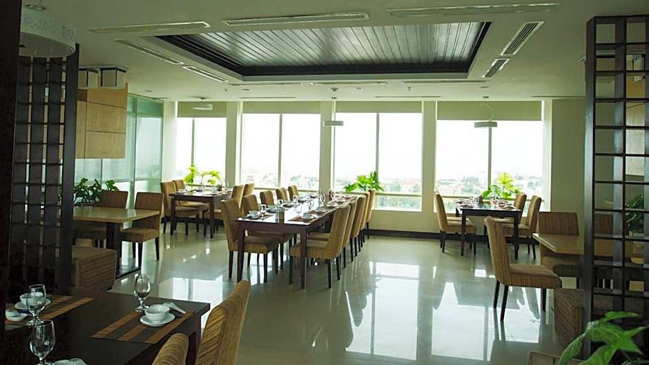Kaya Hotel