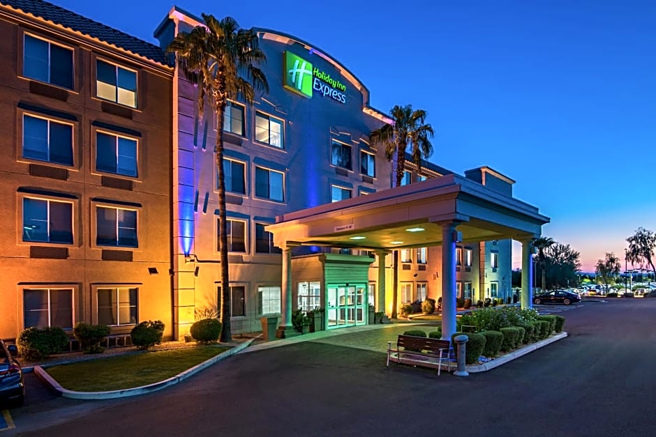 Holiday Inn Express Peoria North - Glendale