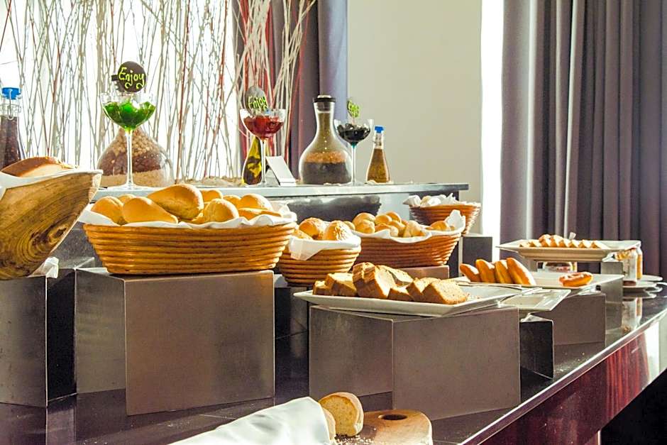 Onomo Hotel Dar es Salaam