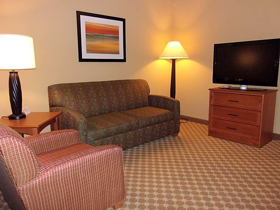 Holiday Inn Express & Suites Chicago West-Roselle By IHG