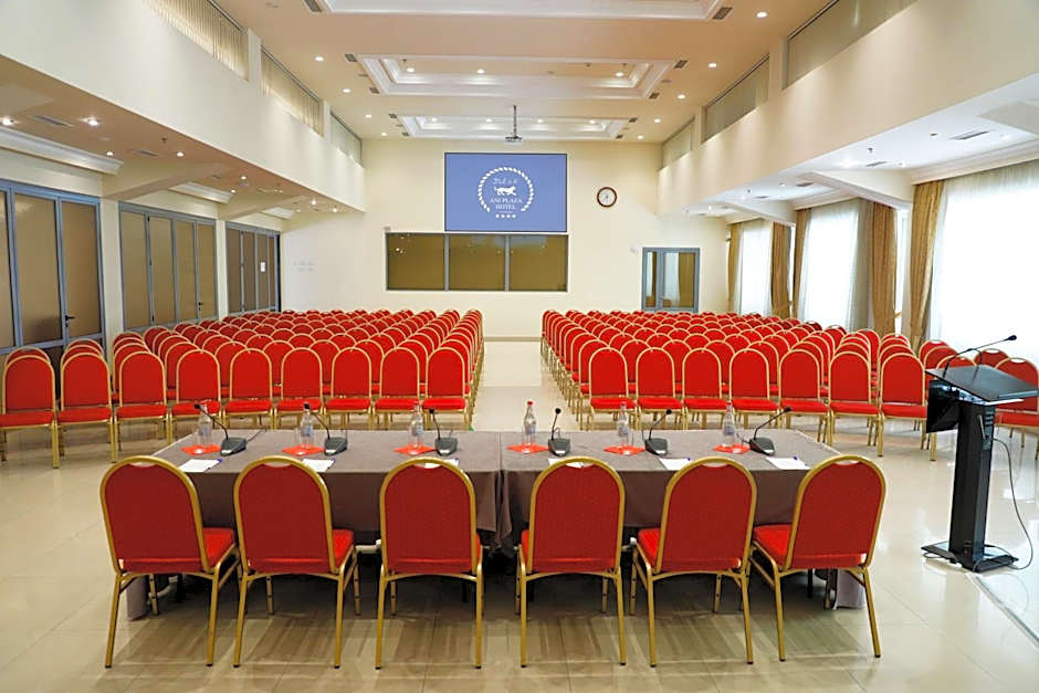 Ani Plaza Hotel